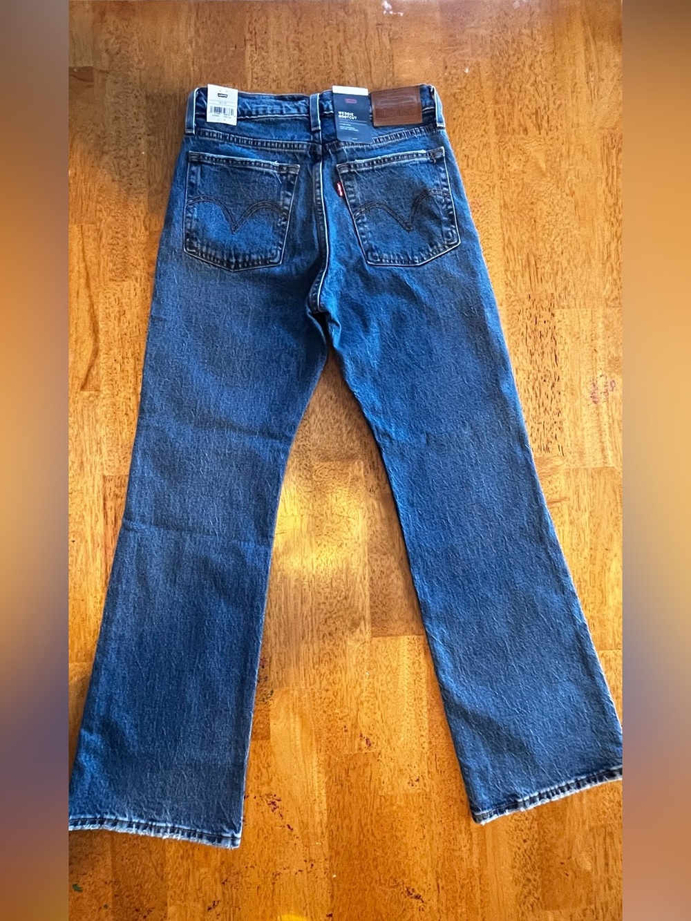 Levi's Wedgie Bootcut Women's Jeans 26x30 - Picture 3 of 6